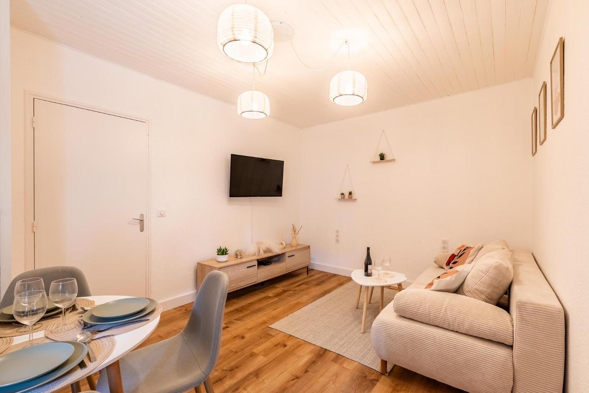 Апартаменты T2 Climatise Proche De Montpellier Avec Parking Public ! Saint-Georges-d'Orques Экстерьер фото
